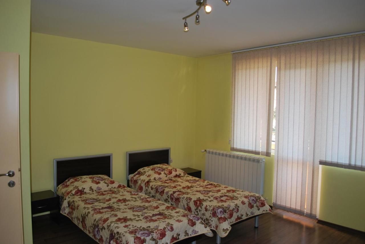 Отель Hotel Milenium София-19