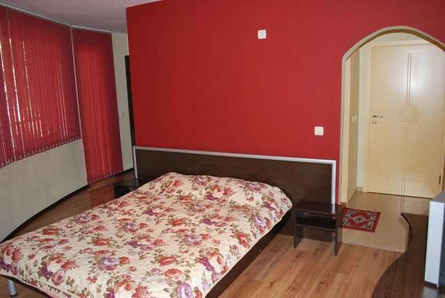 Отель Hotel Milenium София-28