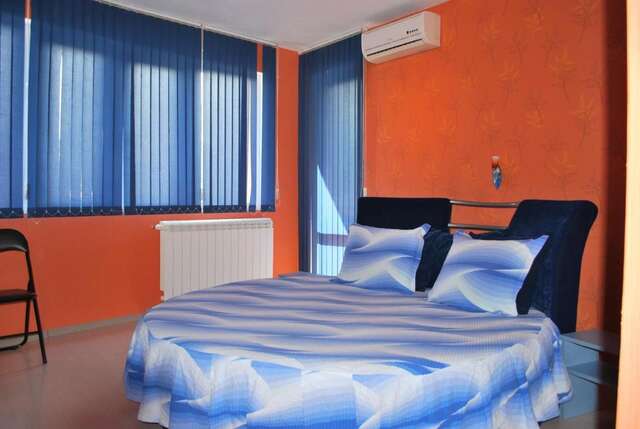 Отель Hotel Milenium София-10